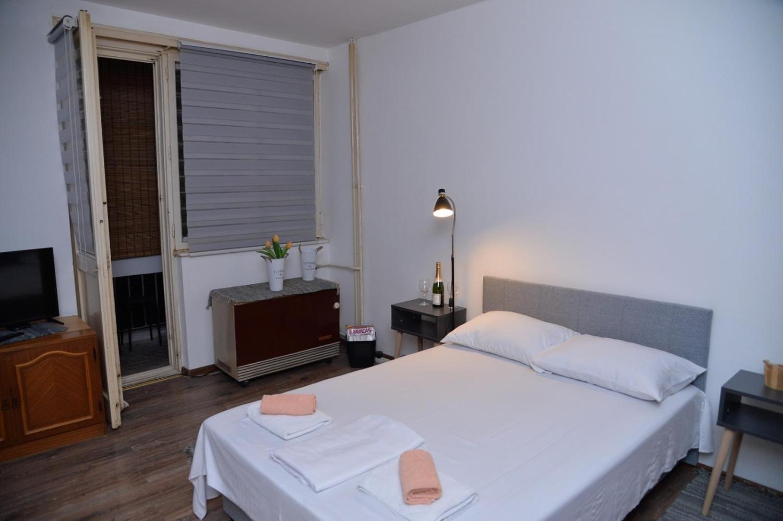 Centar Inn Smederevska Palanka Exteriör bild